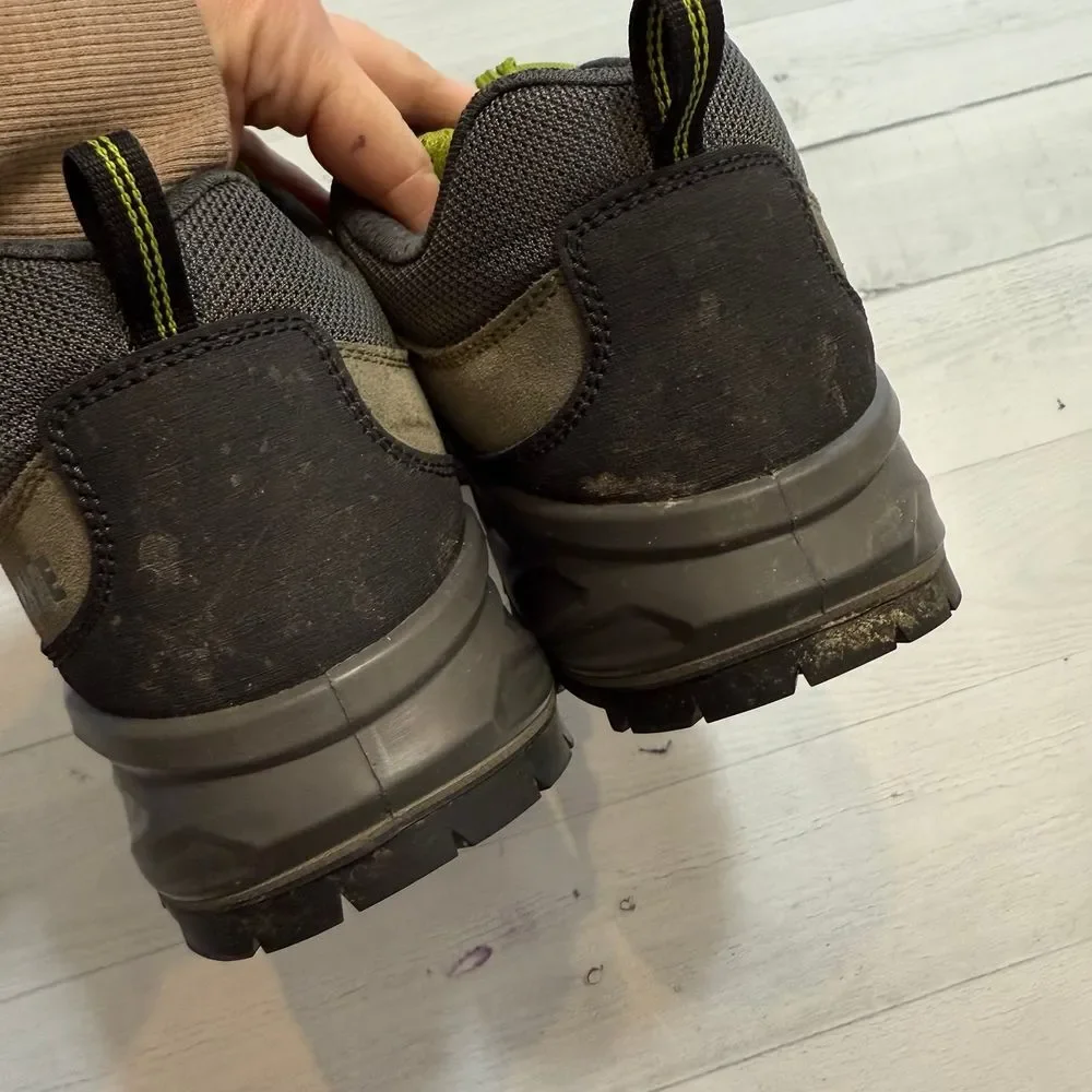 Schnees mens low top‎ hiking shoes boots men's 9